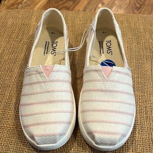 NWOT kids Toms